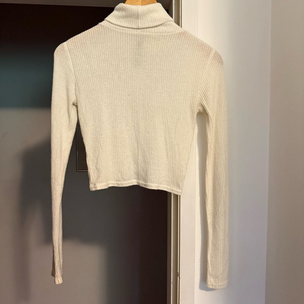 Design Lab Lord & Taylor Cream Ribbed Cropped top - Picture 2 of 5